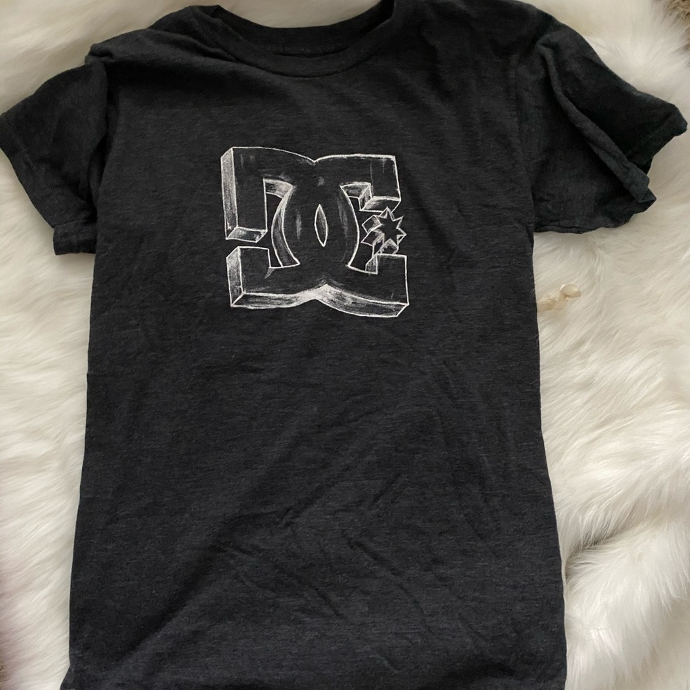 DC Tee